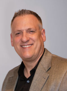 Scott Oliver CreditoReal CIO